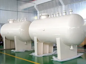 Lining NEW-PTFE untuk tangki asam fluorat 15m³