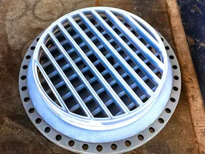 Bagian internal menara dengan lining PFA