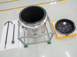 Pelapisan PFA kemurnian tinggi untuk reaktor photoresist