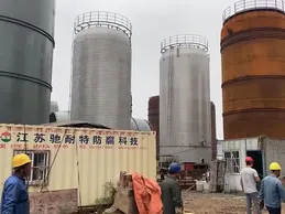 Tangki asam sulfat dan asam nitrat (Ø7m × 12m & Ø6m × 12m)